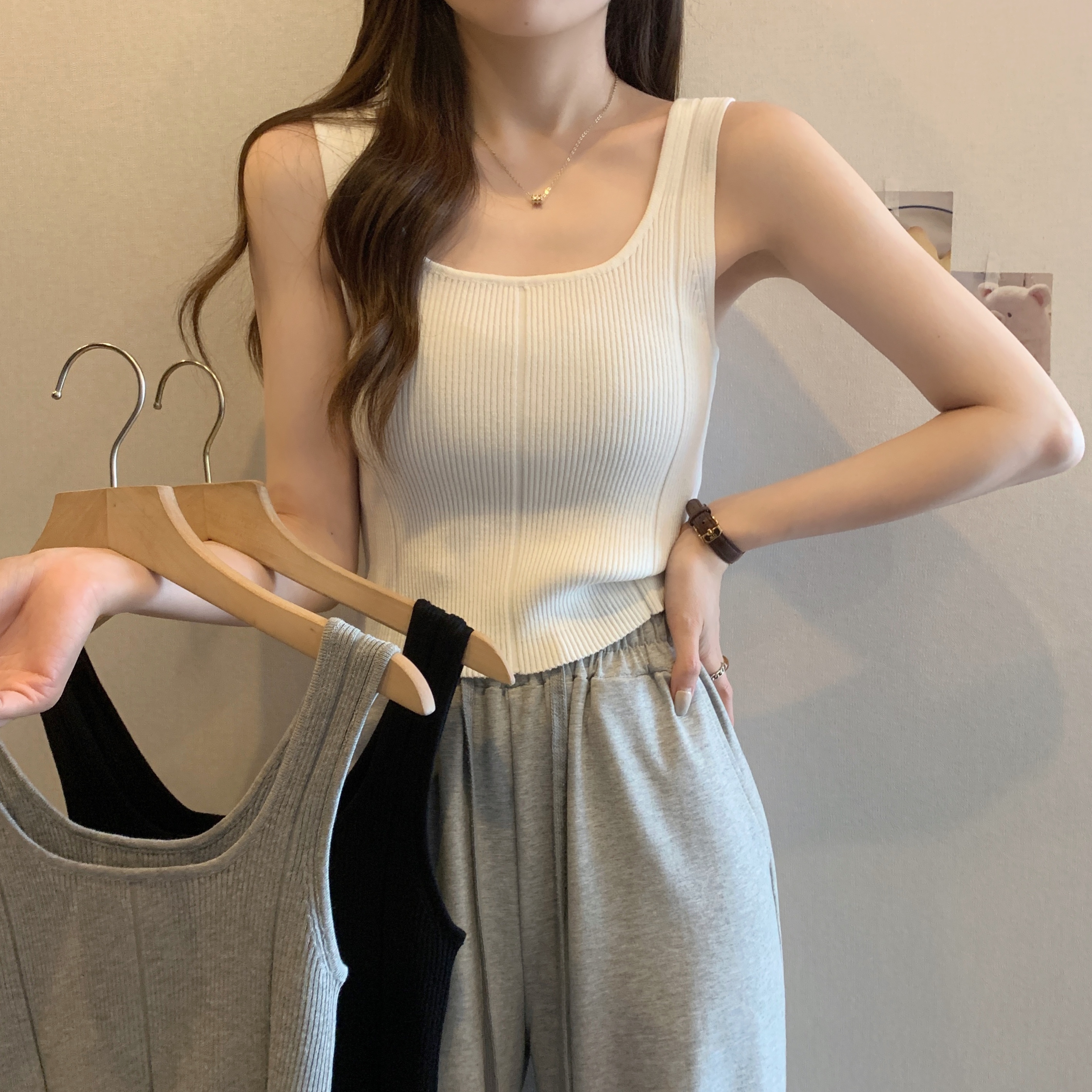 辣妈外出哺乳背心夏季