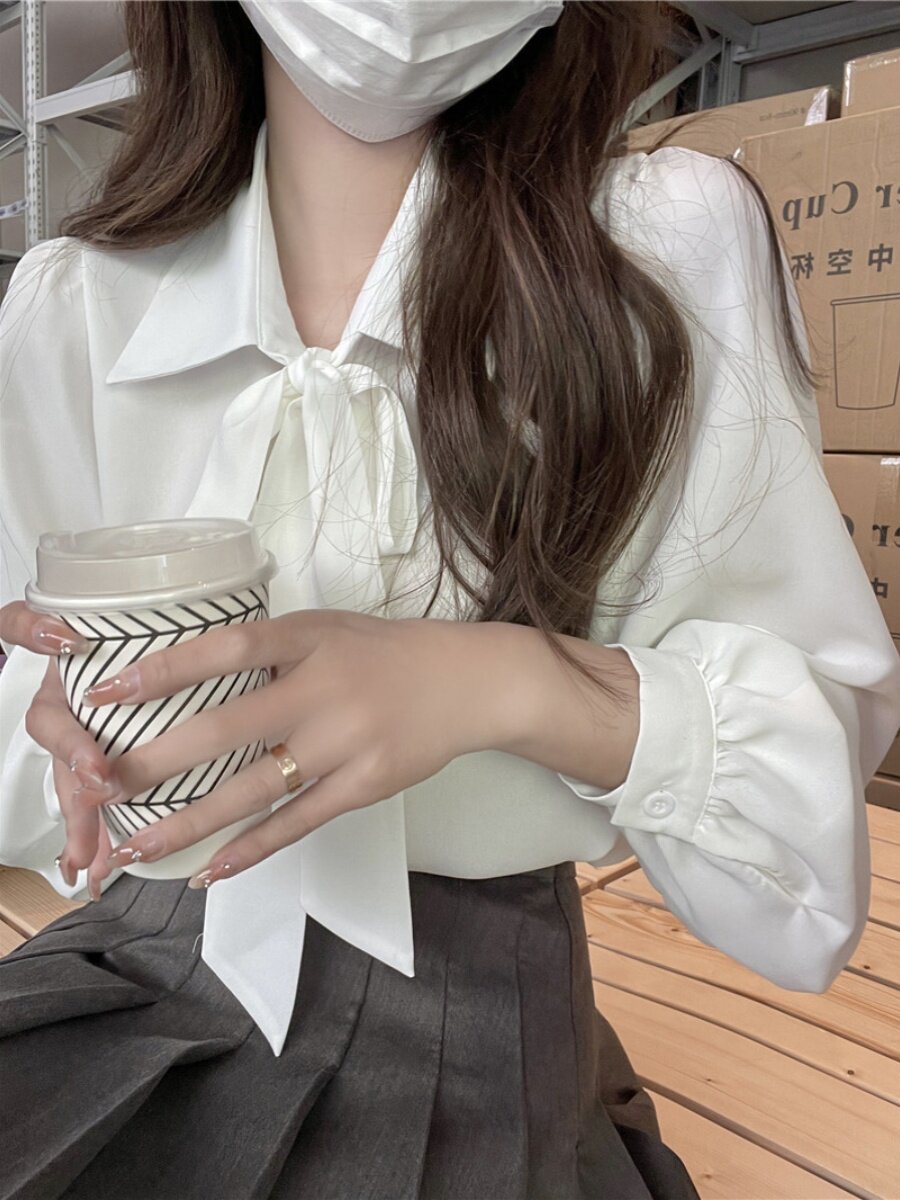 봄과 가을 뜨거운 엄마 스타일 프렌치 보우 디자인의 나들이 모유 수유 셔츠 2024 새로운 산후 모유 수유 탑