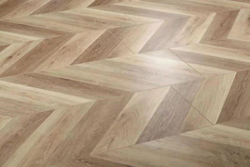 厂家直销强化复合木地板鱼骨拼鱼骨纹家用深圳安装全新耐磨防水