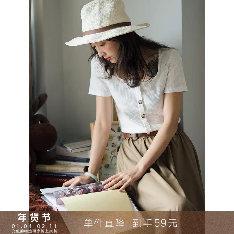 【到手59元】法式复古经典气质方领修身短款锁骨上衣百搭短袖T恤,女装/女士精品,T恤,淘宝优惠券,粉丝福利购,淘宝优惠卷