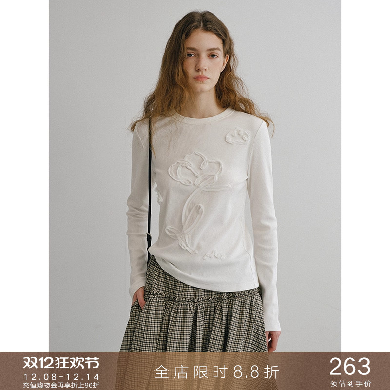 popchrio手绘花朵盘带绣圆领T恤