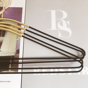 黑金色衣架奢华金属衣撑高档成人服装 店衣挂衣橱衣帽间优质晾衣架