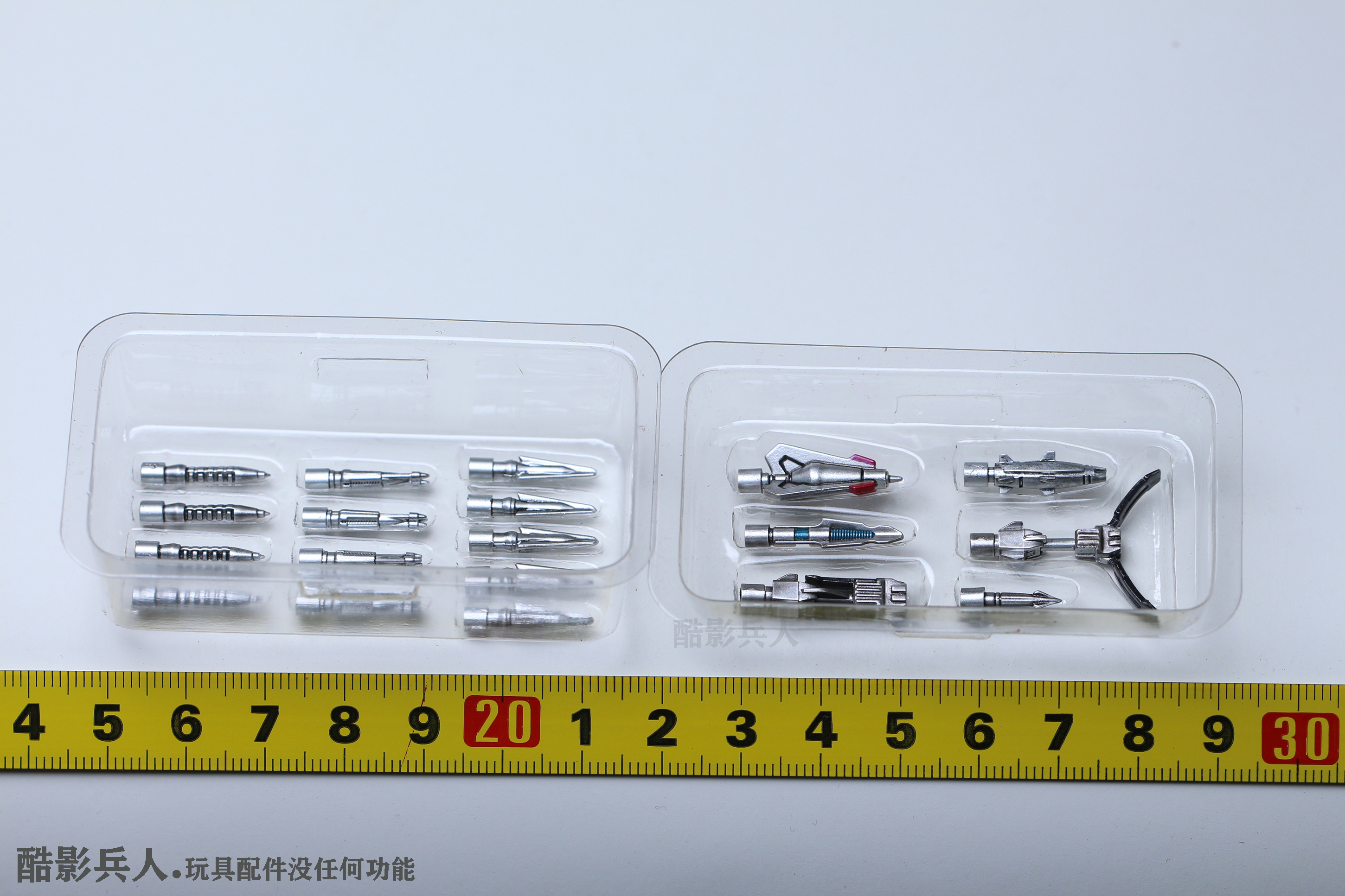 Hottoys HT 复仇者联盟2 奥创纪元 MMS289鹰眼 2.0 箭头 1/6 人偶