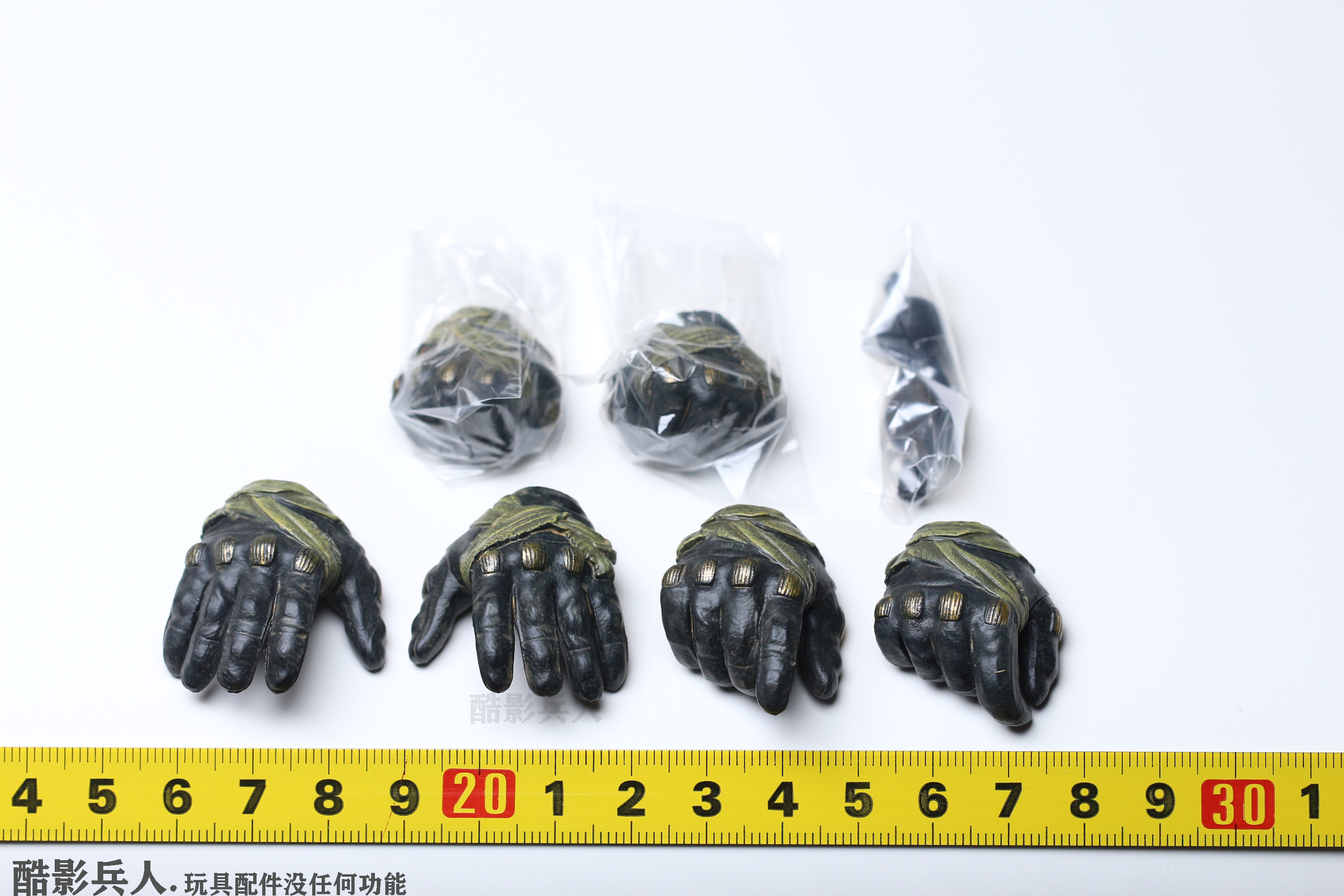原装 HOTTOYS HT 1/6 正义联盟 超人 沙漠 蝙蝠侠 手型 配件 兵人