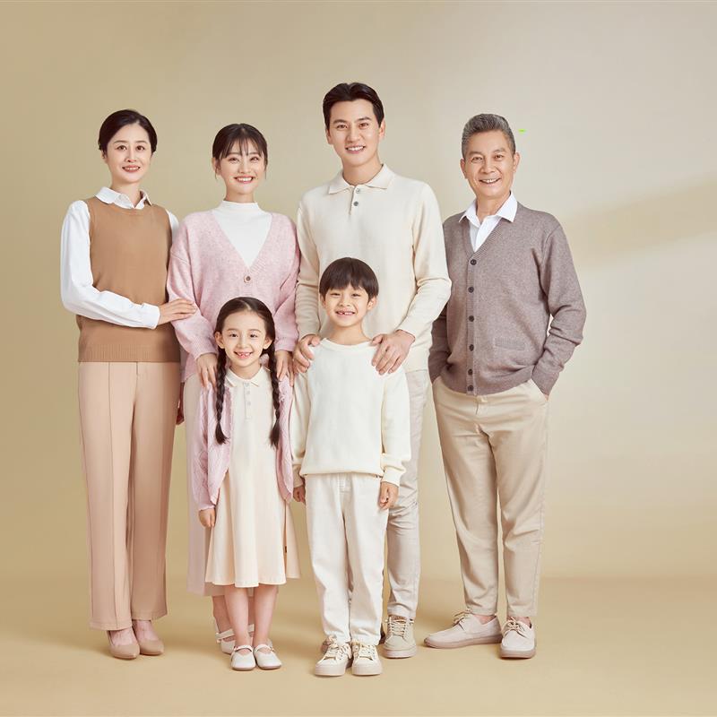 网红款拍照亲子摄影主题照相服装影楼全家福母子母女咖色麻花毛衣