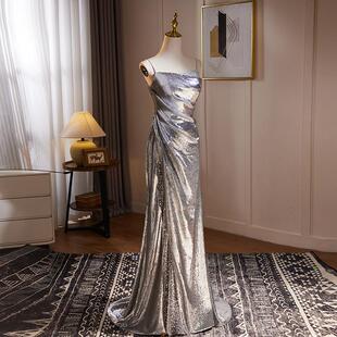 亲子主题一家三口自然家庭纪实摄影拍照日系居家休闲写真 影楼新款