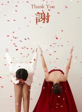 新款照相馆拍照主题服装红色缎面婚纱裙室内情侣抹胸拖尾蝴蝶结礼