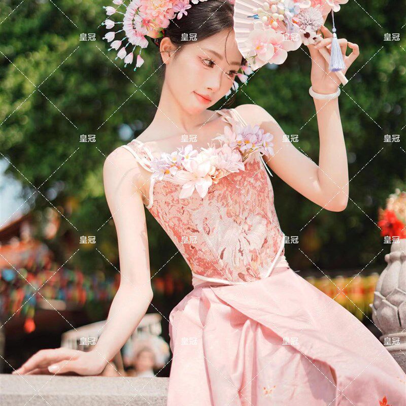 浔浦女服装古风簪花女泉州网红旅拍民族风新款马面裙拍照写真服