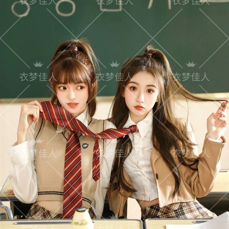 影楼时尚杂志闺蜜写真韩系学院风毕业姐妹装JK制服艺术照摄影服装