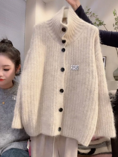 宽松慵懒风高龄毛衣女秋冬新款韩版气质百搭纯色长袖针织开衫外套