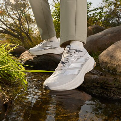 Adidas阿迪达斯FREEHIKER LT男女超轻缓震回弹登山徒步鞋KK1879