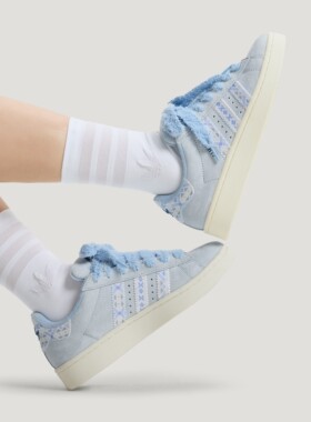 Adidas/阿迪达斯正品三叶草女士休闲低帮系带经典运动板鞋KJ4301