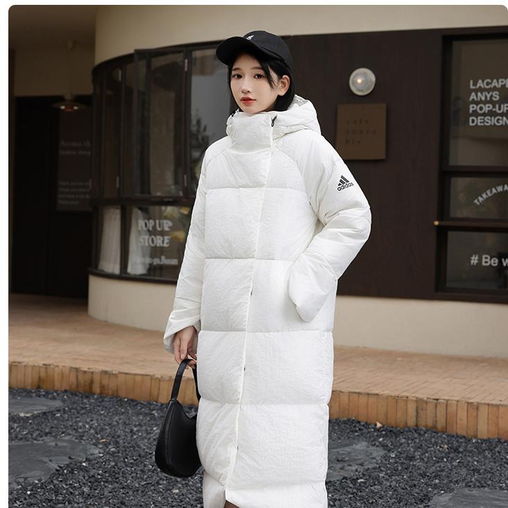 阿迪达斯女保暖长款连帽羽绒服
