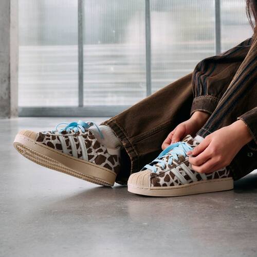 Adidas三叶草男女款 ORI-CLASSIC系列 新款拼接贝壳头板鞋KH9031