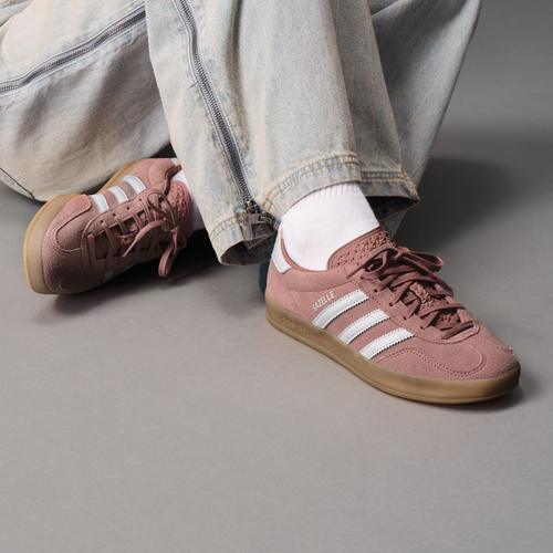 Adidas阿迪达斯女鞋GAZELLE INDOOR W复古低帮运动休闲板鞋JS1397