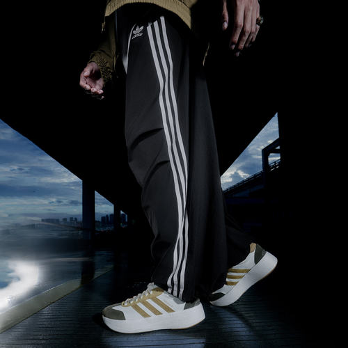 Adidas阿迪达斯三叶草男女宽松运动裤爆款2026新款秋伞兵裤KC2638