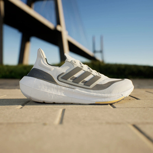 Adidas/阿迪达斯 ULTRABOOST LIGHT 随心畅跑跑步运动鞋ID3281