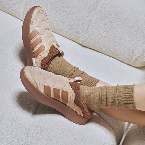Adidas/阿迪达斯男鞋女鞋正品新款舒适运动休闲穆勒鞋棉鞋JR0063