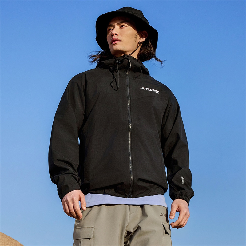 Adidas/阿迪达斯正品男士户外透气运动连帽冲锋衣外套JN8804