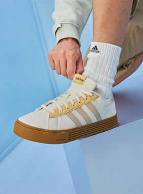 断码特卖Adidas/阿迪达斯正品男鞋女鞋舒适休闲透气板鞋JR0081