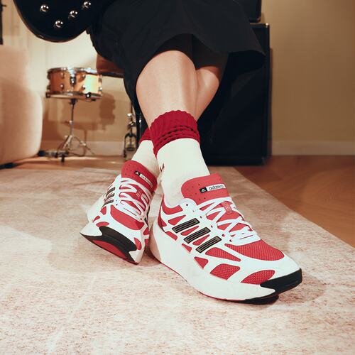 Adidas 阿迪达斯 男女ADIZERO ARUKU 经典运动鞋JI0308