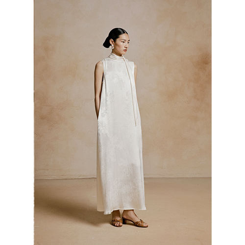 [清仓]Cyan Moza围巾飘带领流光感进口提花连衣裙MQ2024013