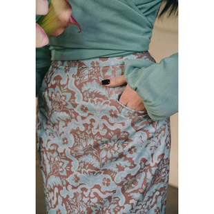 Chings法式 梨形身材显瘦优雅包臀直筒裙 复古条绒订染印花高腰裙