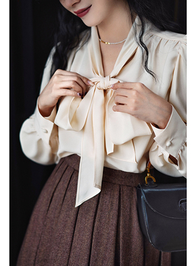 Chings法式复古一衣多穿V领飘带上衣 乱麻质地灯笼袖显瘦百搭衬衫