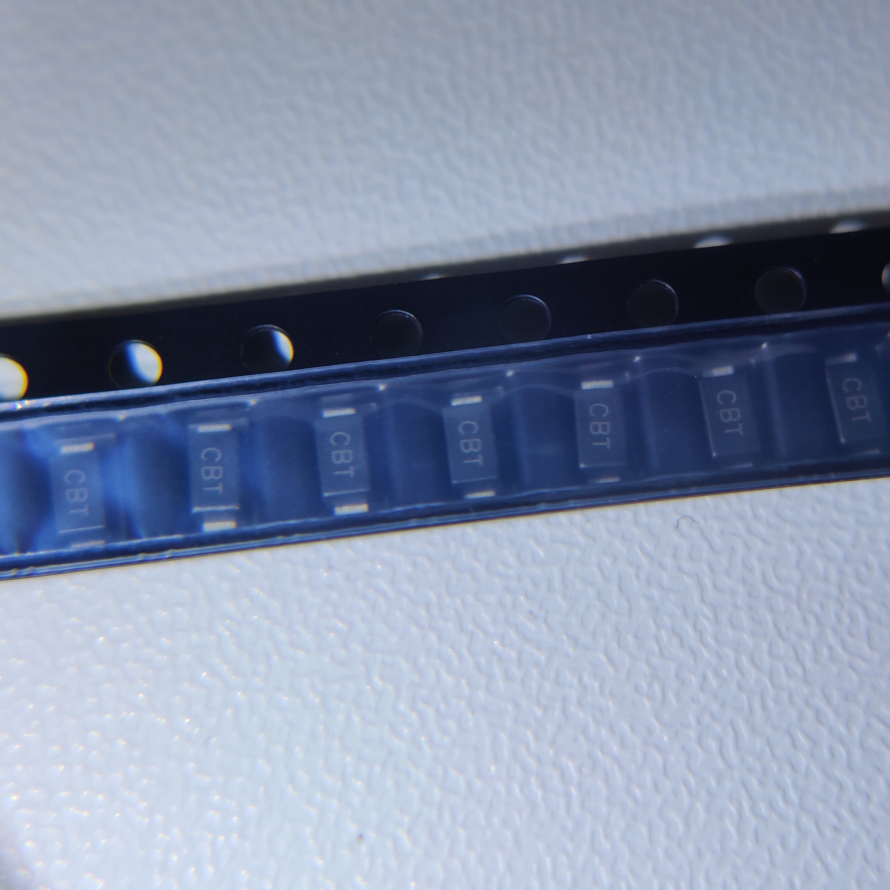 SMF18CA 丝印CBT SOD-123FL 双向瞬态抑制二极管