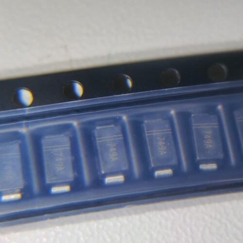 1SMA4749A 丝印749A 1W 24V SMA DO-214AC 贴片稳压二极管 全新