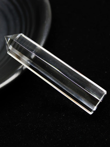 Yichengyuan Natural White Crystal Colun