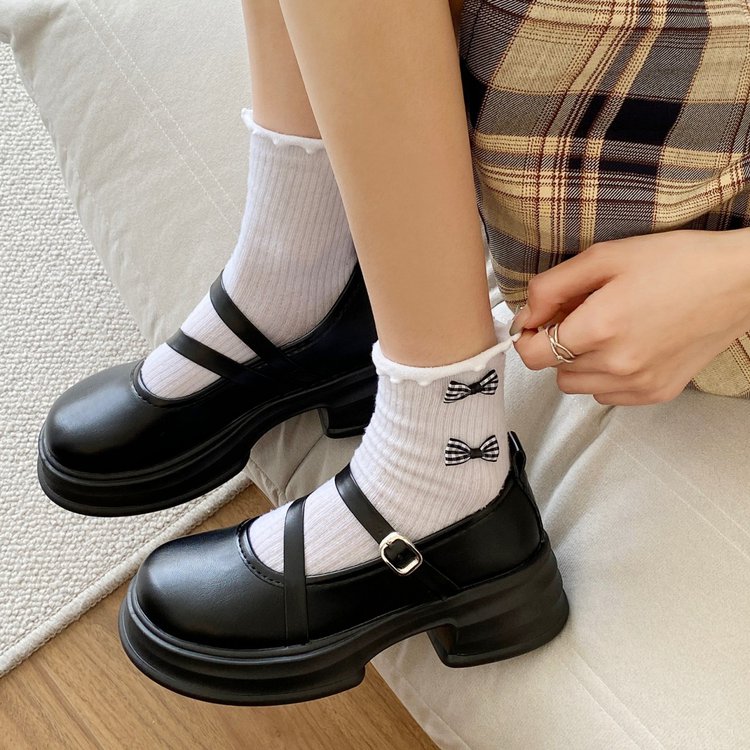 棕色玛丽珍小皮鞋女2025年秋季新款韩版百搭复古英伦风厚底配裙子