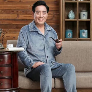 冬天中老年保暖睡衣男爷爷加厚外套特大码200斤爸爸法兰绒家居服