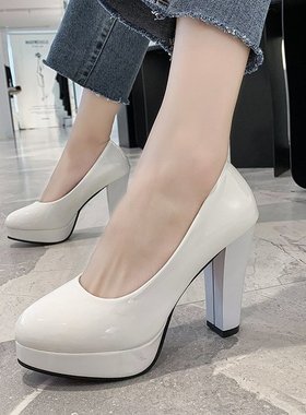 白色高跟鞋女粗跟圆头防水台10cm大码42浅口胖脚宽演出单鞋皮鞋秋