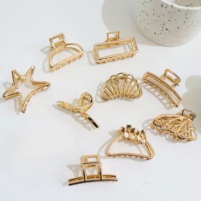 Fashion Hollow Heart Metal Hair Claw Clips Simple Non Slip M