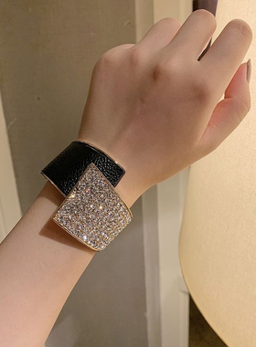 日韩个性时尚不对称金属镶钻手镯网红宽版夸张开口手环百搭手饰品