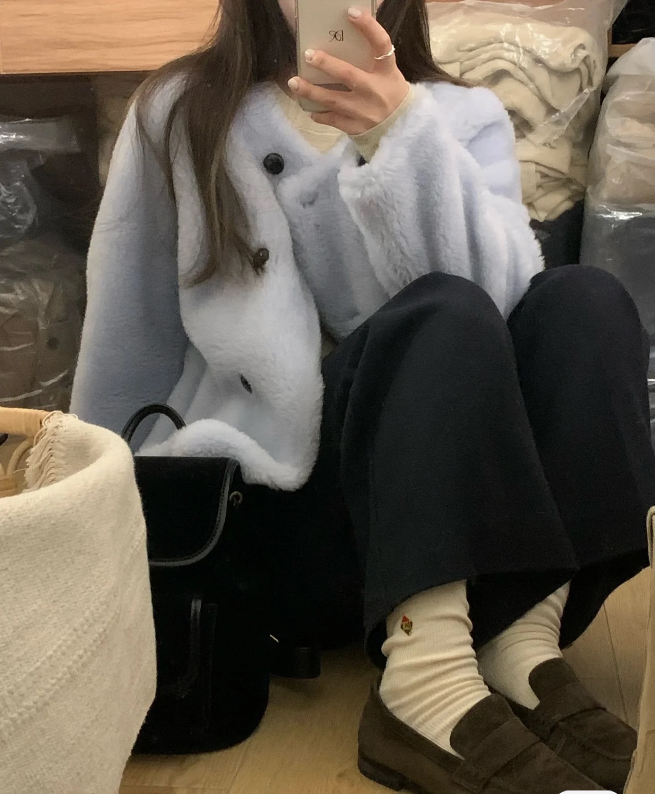 皮草外套女短款2024冬新款100%羊毛浅蓝色圆领带围脖皮毛一体托卡