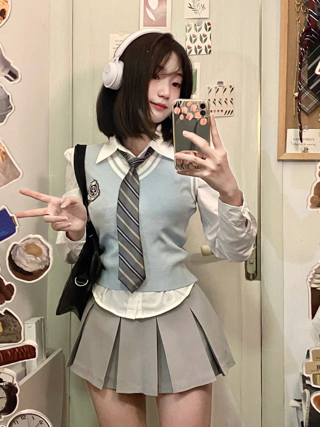 KOREAN UNIFORM COLLEGE STYLE SUIT BABY GIRL BLUE KNIT VEST VEST CAMPUS STYLE PLEATED SKIRT SHIRT THREE-PIECE SET