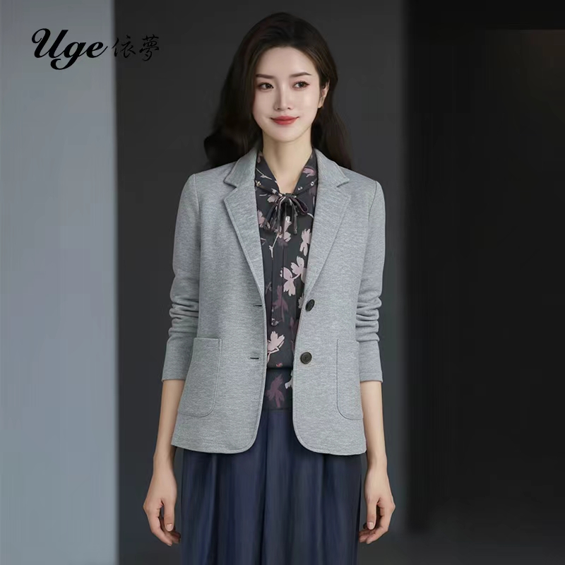 依梦新款知性舒适柔软经典灰色西装外套01253649