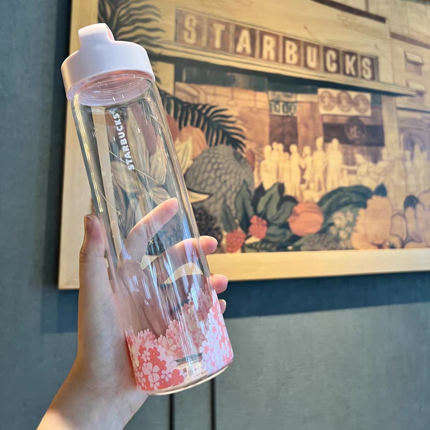 星巴克2025新品杯子优惠高颜值春樱花飞舞水瓶便携随行杯 550ml