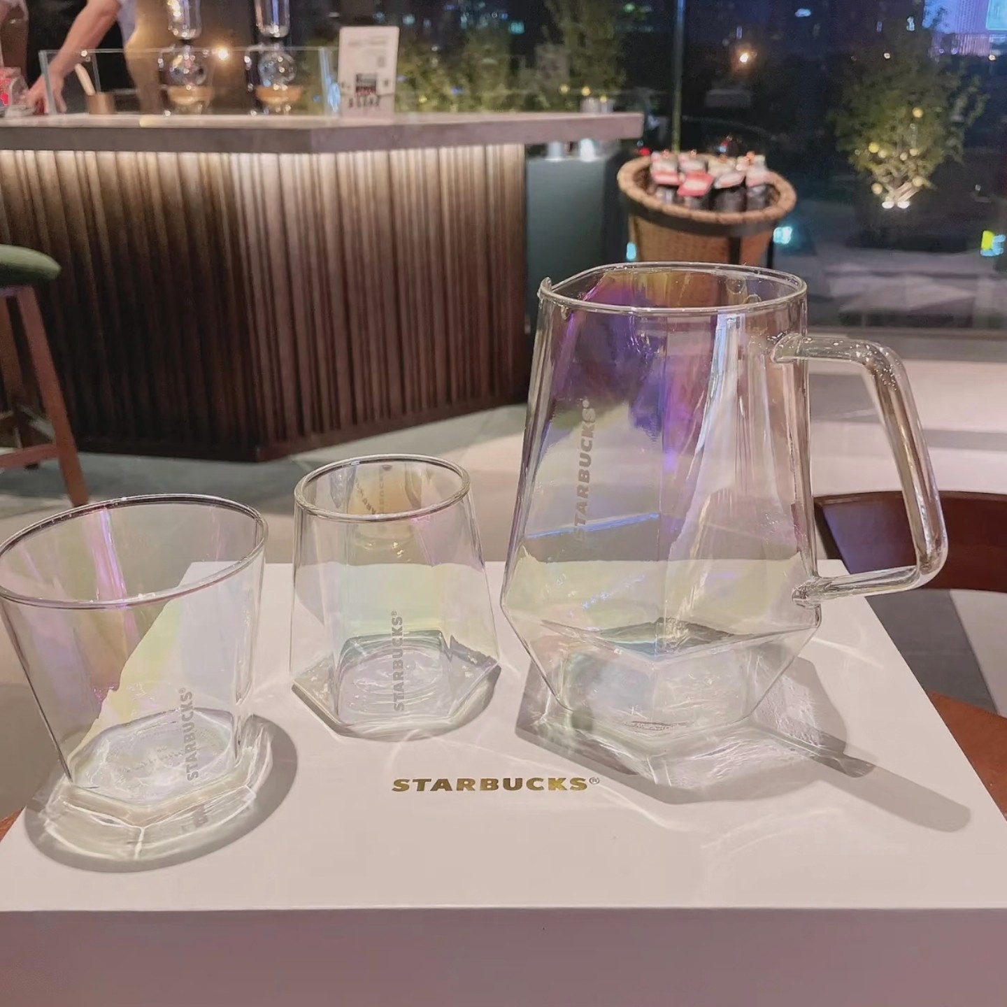 星巴克杯子清仓特价优惠简约高颜值镭射幻彩玻璃壶组多边形玻璃杯