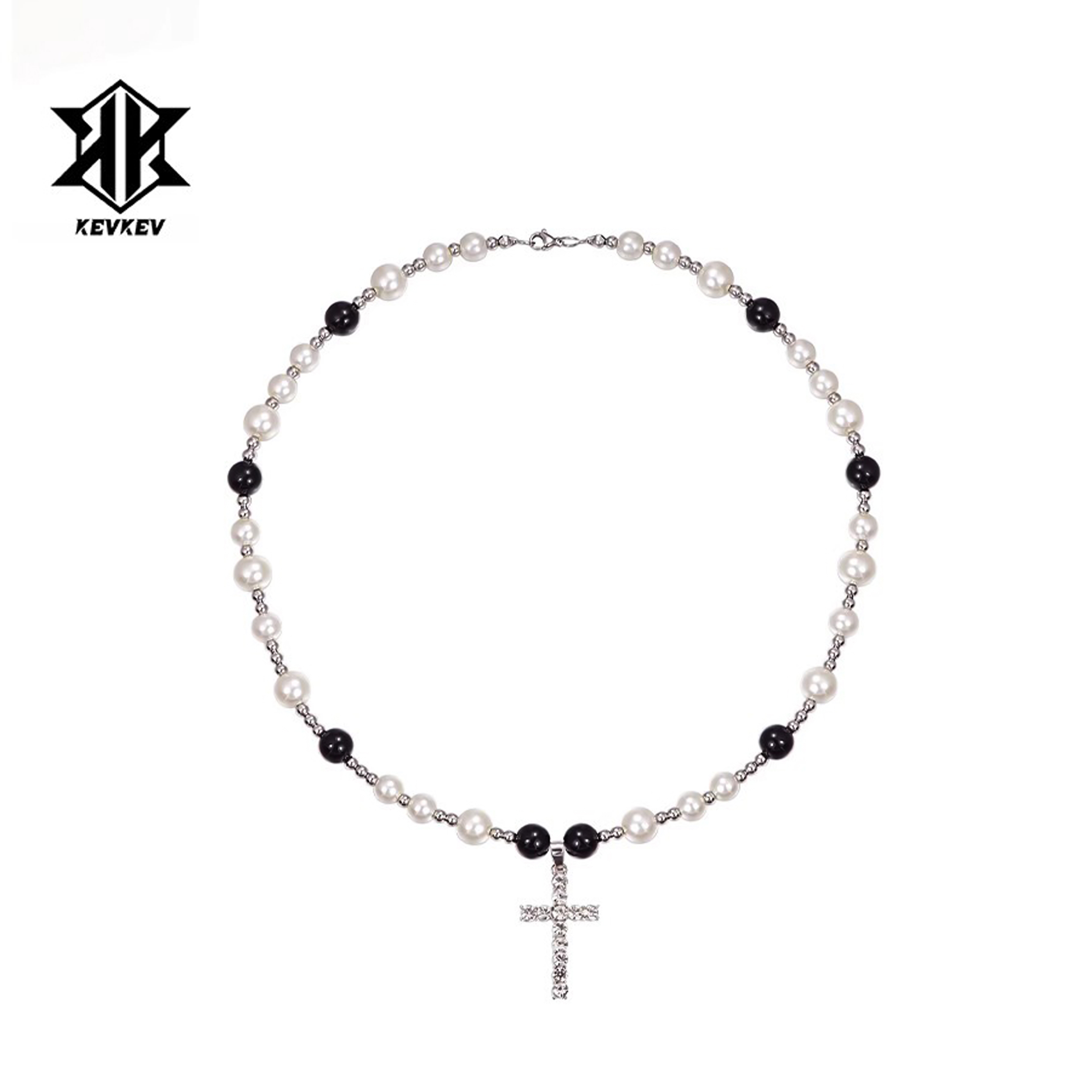 珍珠拼接满钻十字架项链