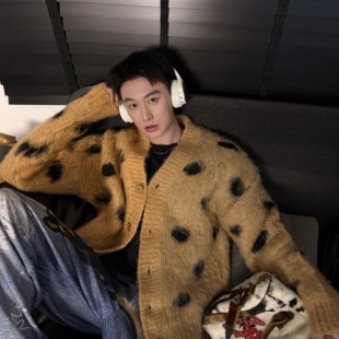获衣局 软糯保暖 慵懒风毛衣外套情侣复古豹纹印花马海毛针织开衫
