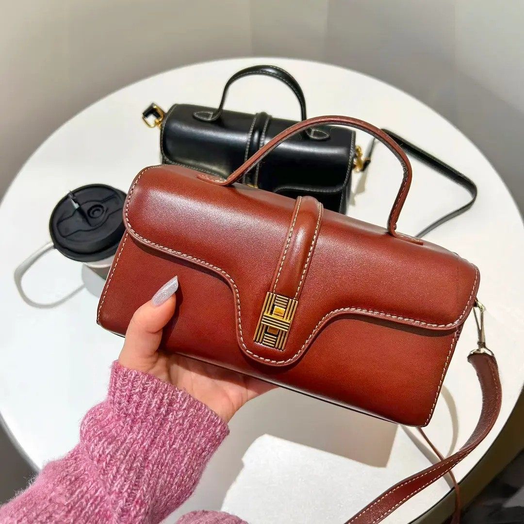 真皮女包冬季新款斜挎包手提小包高颜值复古头层牛皮带单肩包百搭
