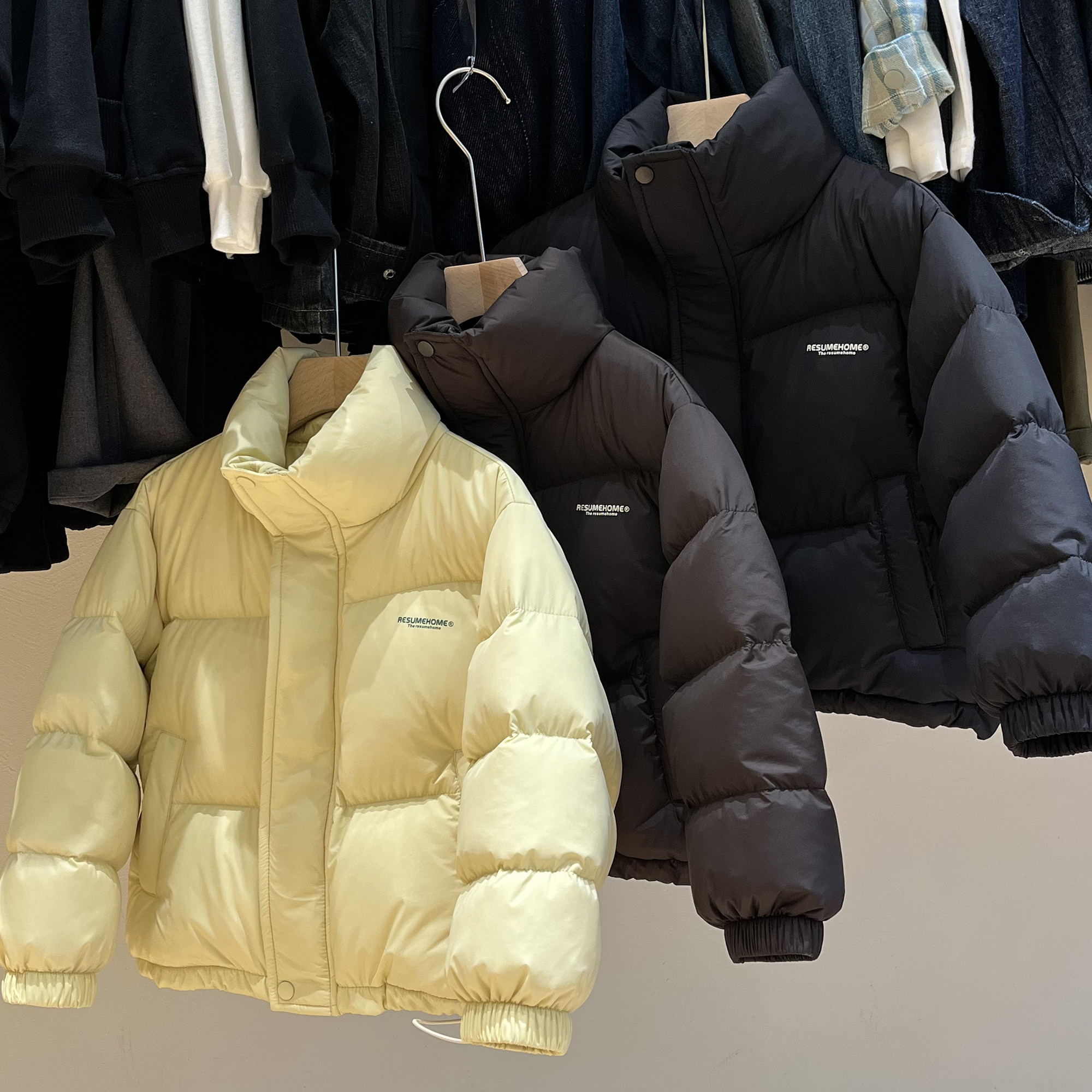 RESUMEHOME简历童装小鸡崽家儿童中大童黑色立领羽绒服男女宝外套