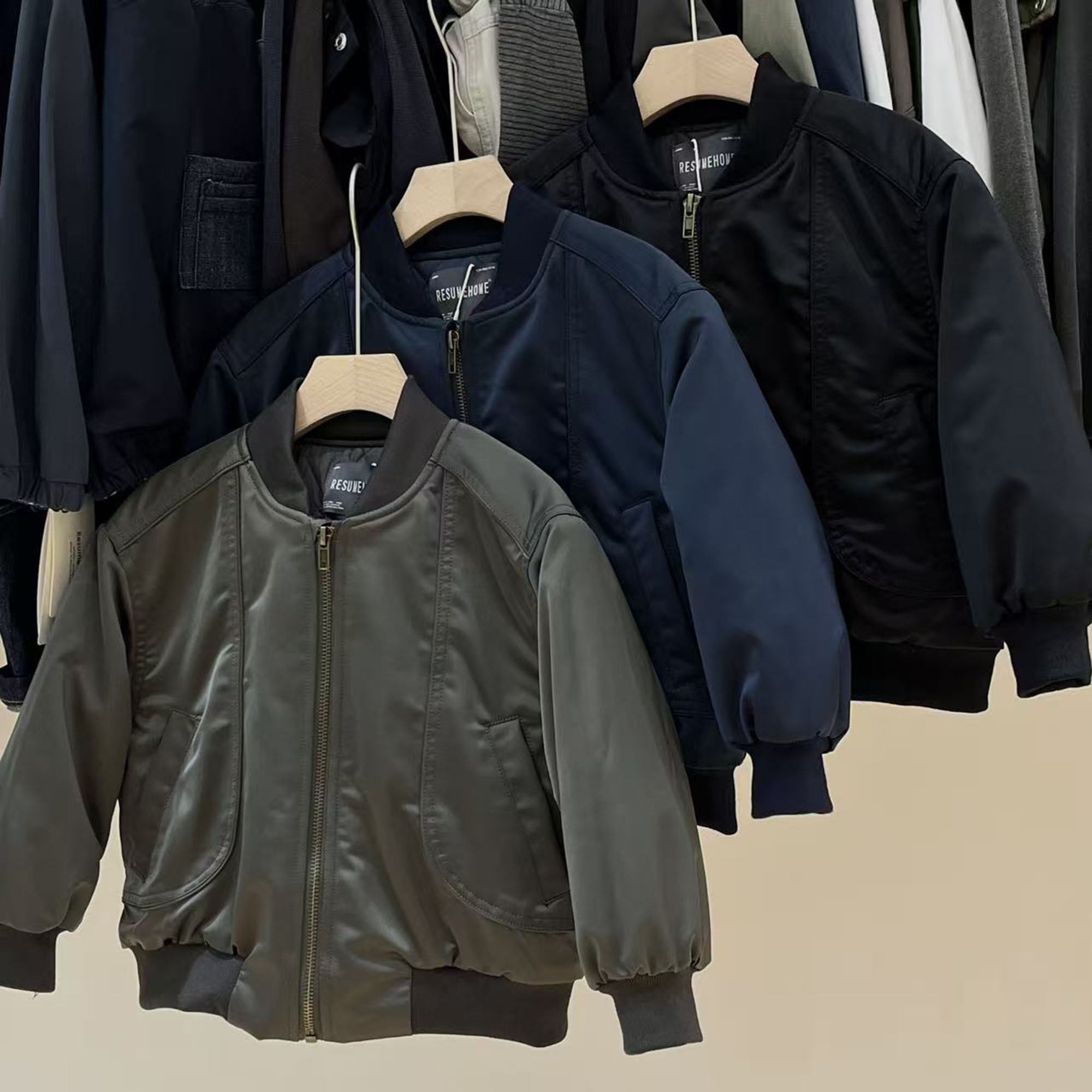 简历童装冬季加厚保暖棒球棉服