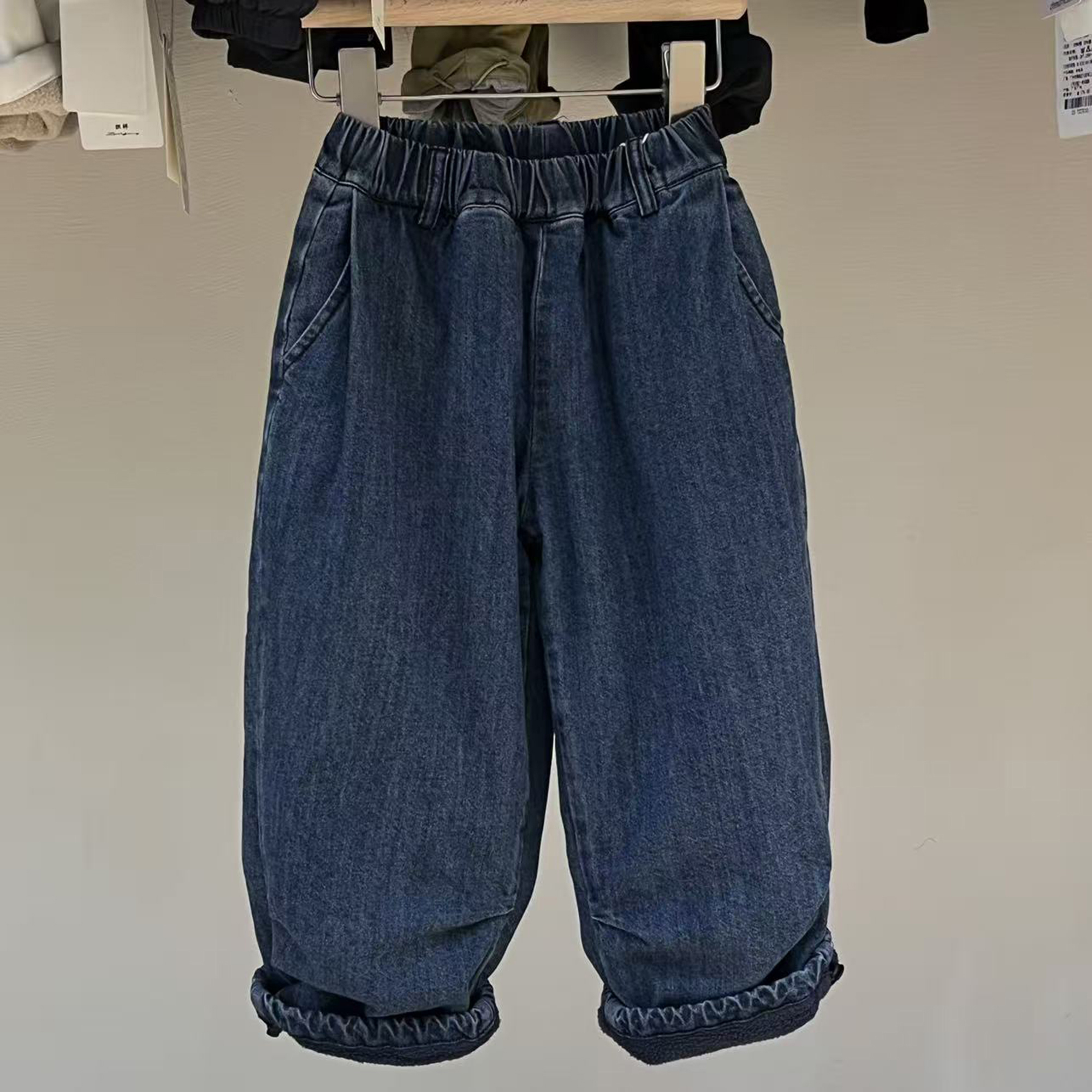 儿童韩版加绒柔软蓝色牛仔裤