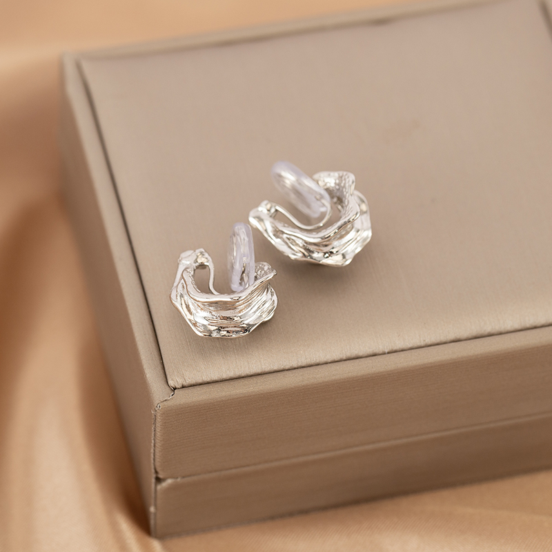 简约时尚褶皱金属蚊香盘耳夹