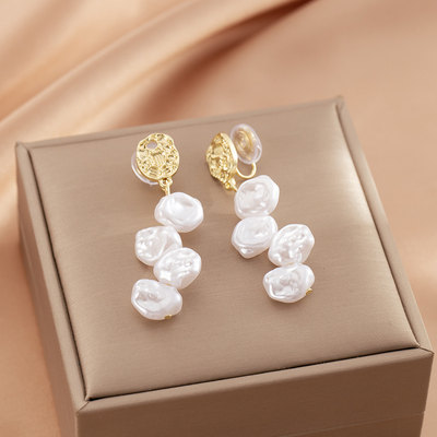 轻奢不规则珍珠长款蚊香盘耳夹