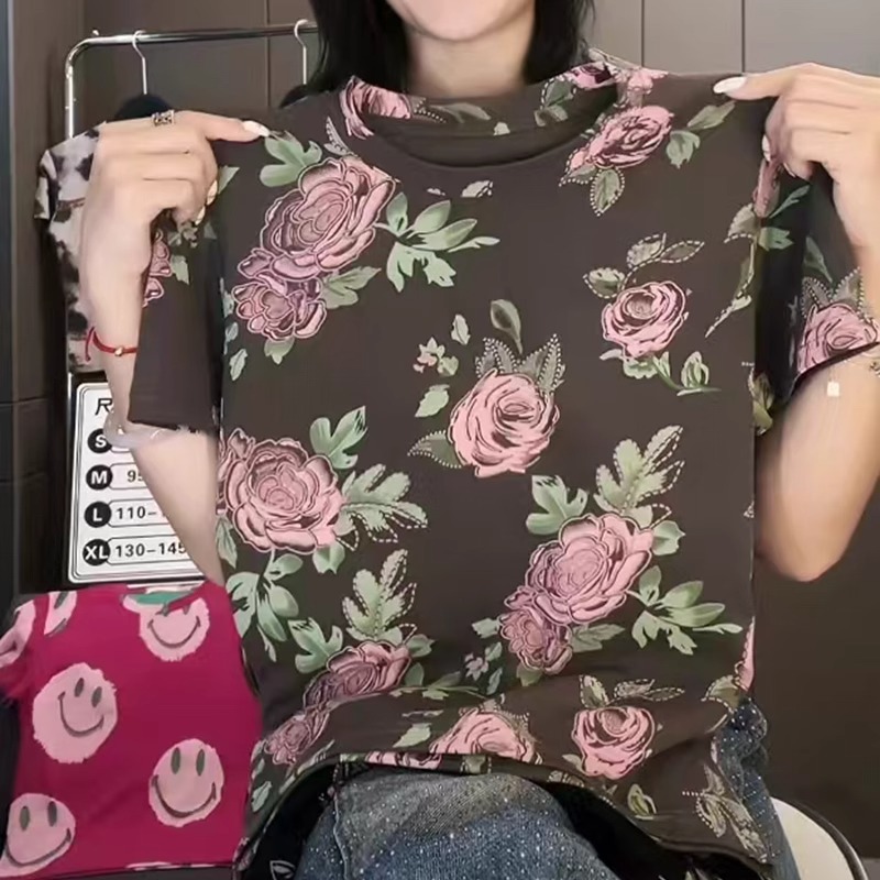 欧货满印玫瑰设计短袖纯棉T恤女